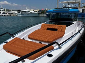 Axopar - 37 XC Cross Cabin